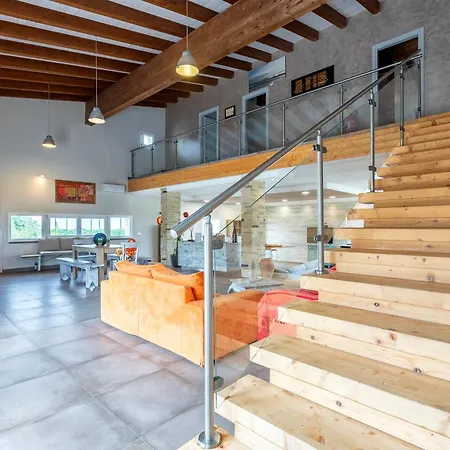 Loft Irene With Private Pool Villa