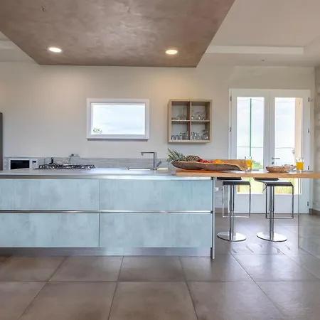 Loft Irene With Private Pool Villa Tergu